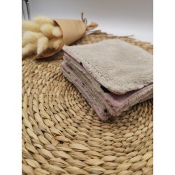 Lingettes démaquillantes rose
