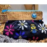 Trousse Pochette L en liège et coton thème Les Minions Création artisanale fantaisie
