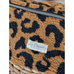 Sac banane MAIA XL fausse fourrure camel noir chic et tendance Création artisanale