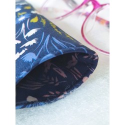 Étui à lunettes fleurs sur fond bleu marine